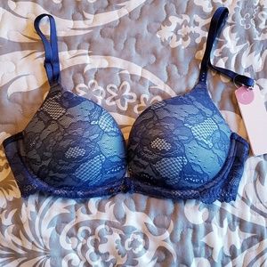 NWT Victoria's Secret Lace Biofit Pushup Bra
